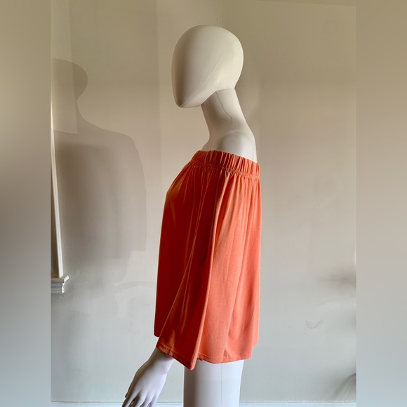 NWOT Marciano Armelle Off-The-Shoulder Top in Peach - Picture 3 of 6